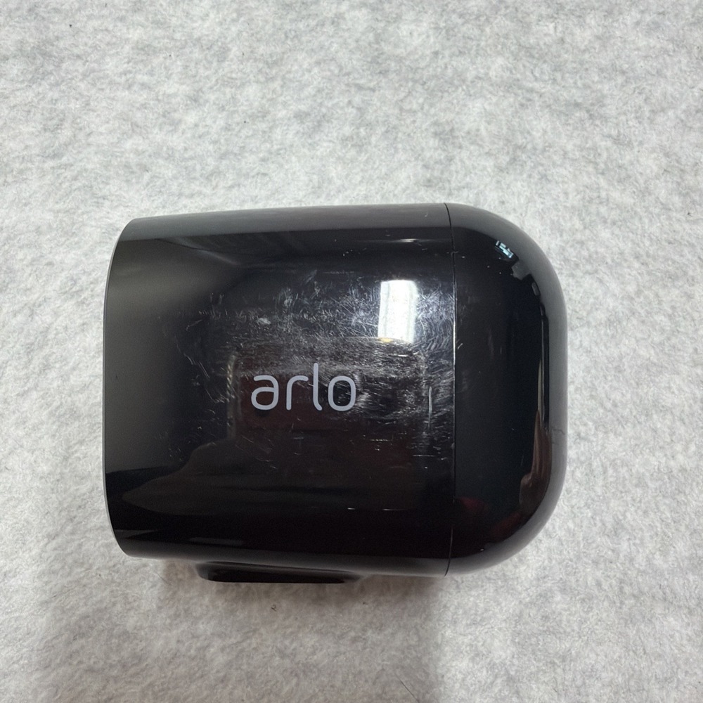 Arlo Essential VMC2030 Spotlight Single Wireless Indoor/Outdoor Camera